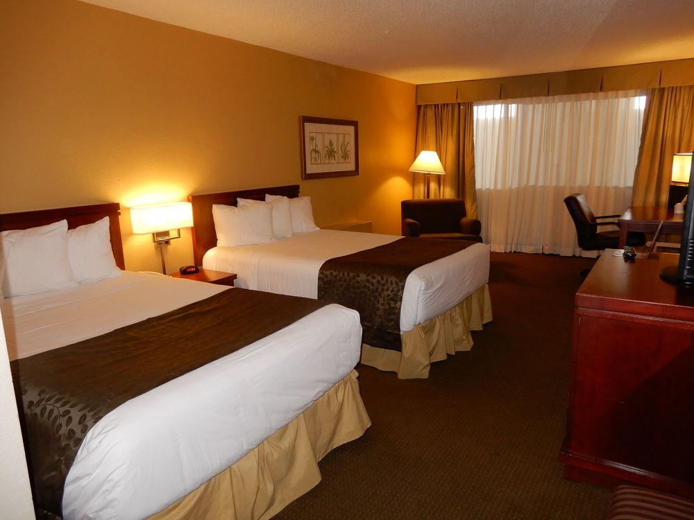 Clarion Hotel Milwaukee Airport Dış mekan fotoğraf