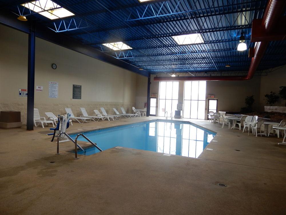 Clarion Hotel Milwaukee Airport Dış mekan fotoğraf