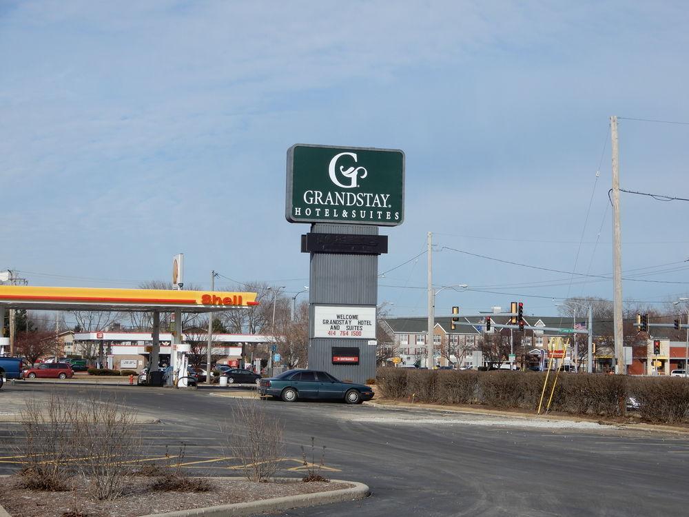 Clarion Hotel Milwaukee Airport Dış mekan fotoğraf
