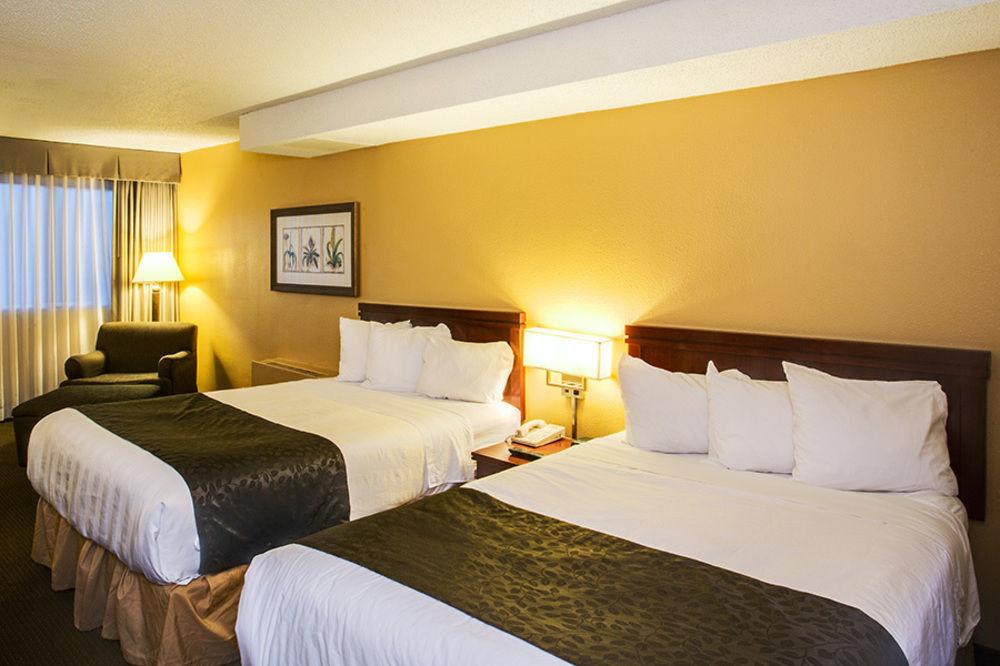 Clarion Hotel Milwaukee Airport Dış mekan fotoğraf