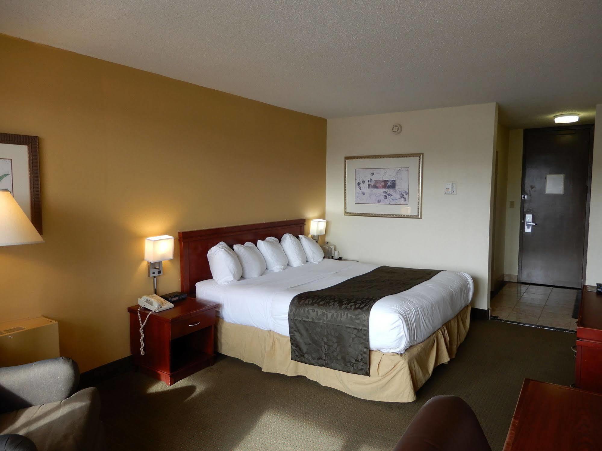 Clarion Hotel Milwaukee Airport Dış mekan fotoğraf